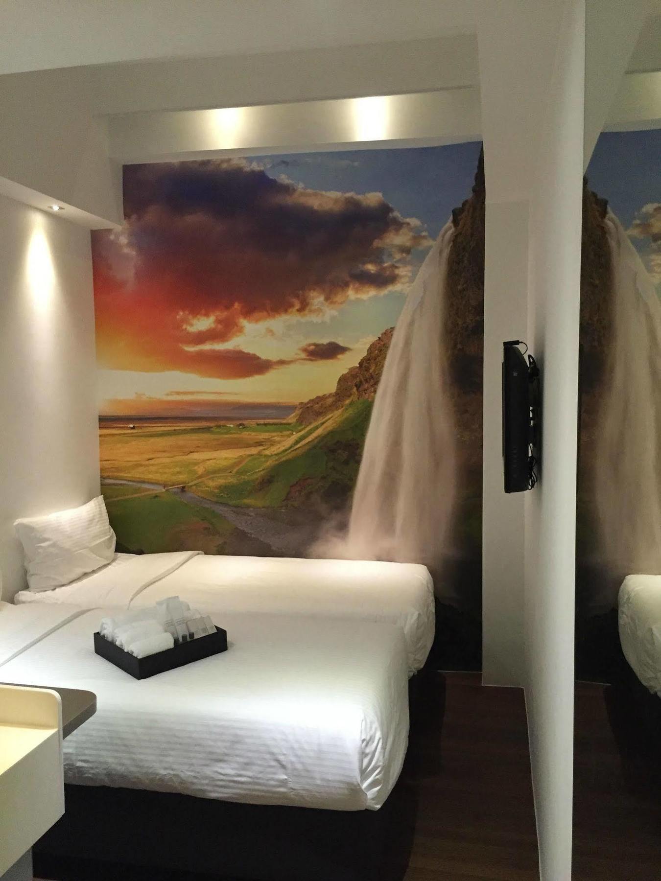 Moon 23 Hotel シンガポール エクステリア 写真